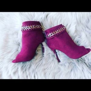 Wine Peep Hole Booties